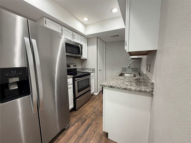 2902 Canis, Garland, TX 75044