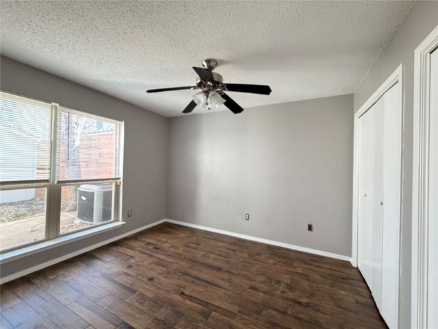 2902 Canis, Garland, TX 75044