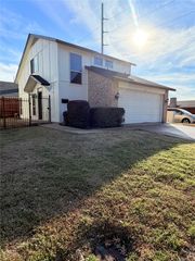 2902 Canis, Garland, TX 75044