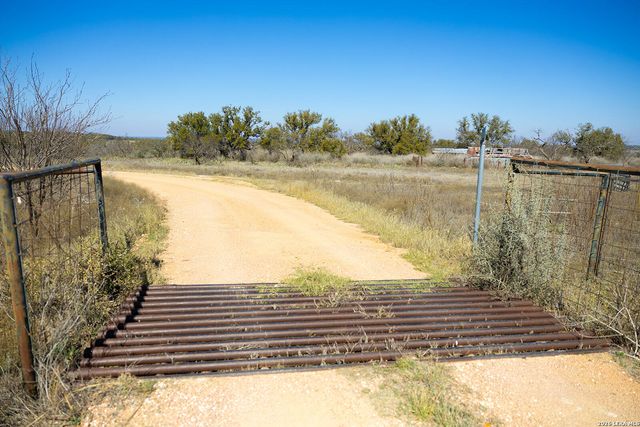6623 Starks, Mason, TX 76856