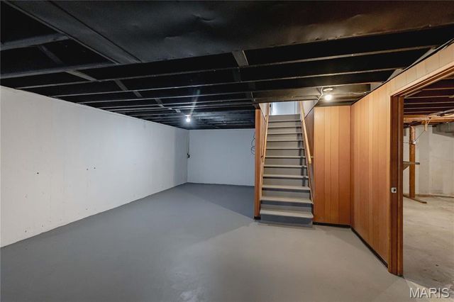 1480 Stallion Drive, Florissant, MO 63033