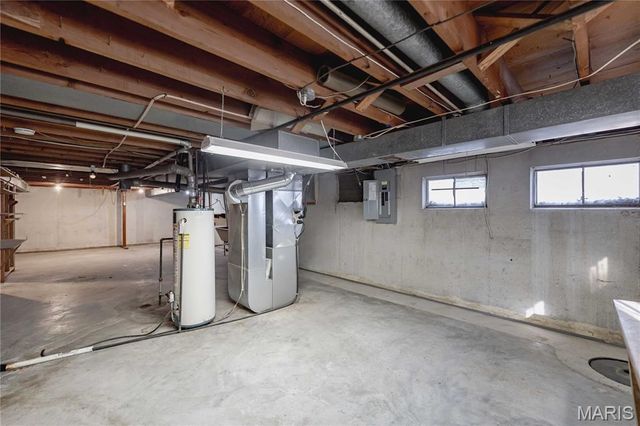 1480 Stallion Drive, Florissant, MO 63033