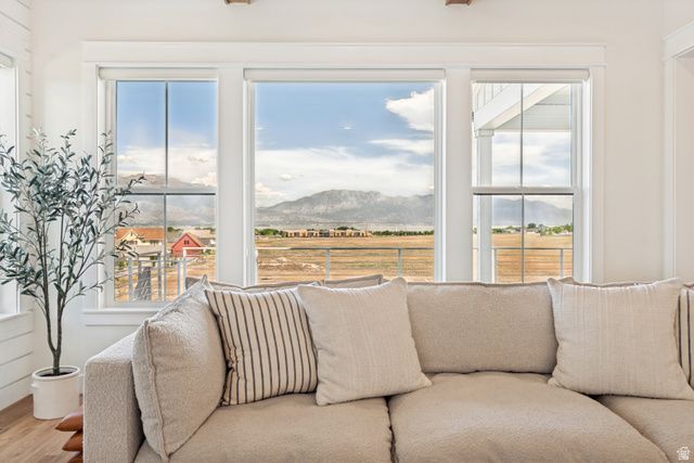 1014 S ENSIGN DR, Saratoga Springs, UT 84045