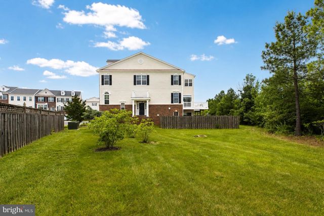 25099 PRAIRIE FIRE SQ, Aldie, VA 20105