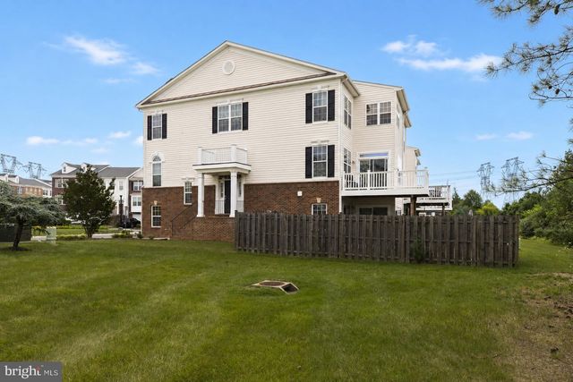 25099 PRAIRIE FIRE SQ, Aldie, VA 20105