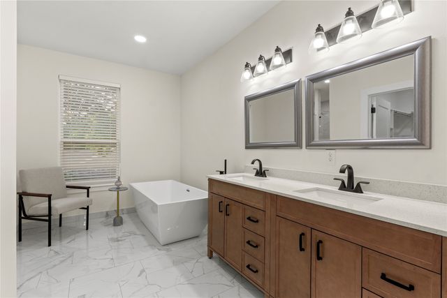 4128 Pluto Street, Dallas, TX 75212