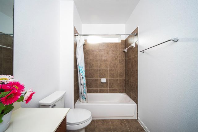 4663 Rockton Hills Lane, Sugar Land, TX 77479