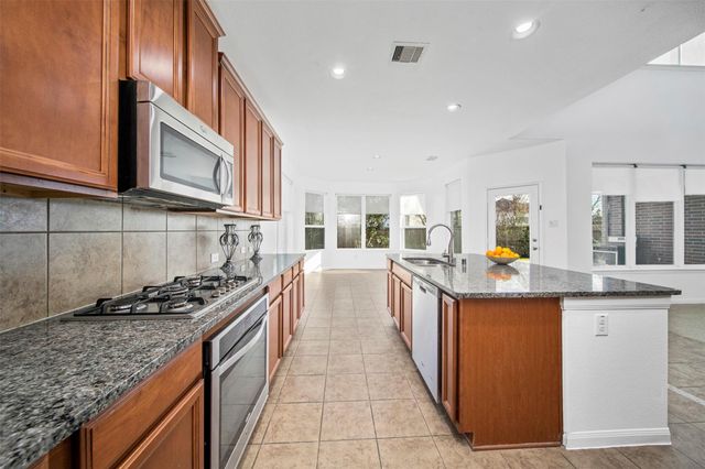 4663 Rockton Hills Lane, Sugar Land, TX 77479