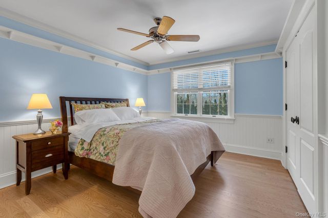 18 Landing Lane, East Quogue, NY 11942