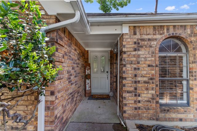 3918 Winston Drive, Denton, TX 76210