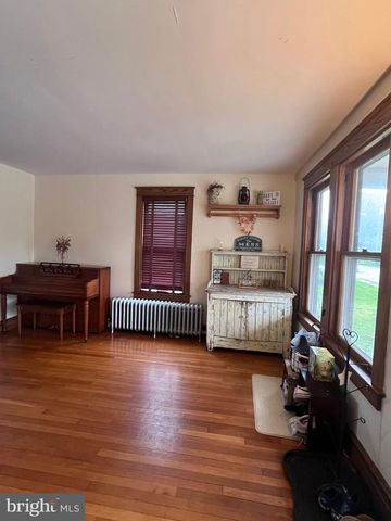 621 3RD AVE, Atglen, PA 19310