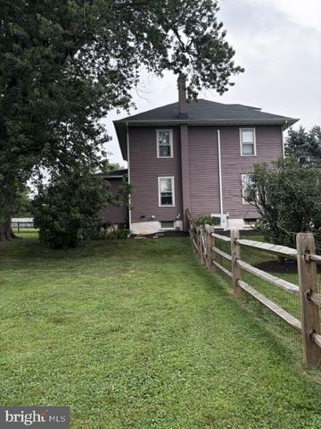 621 3RD AVE, Atglen, PA 19310