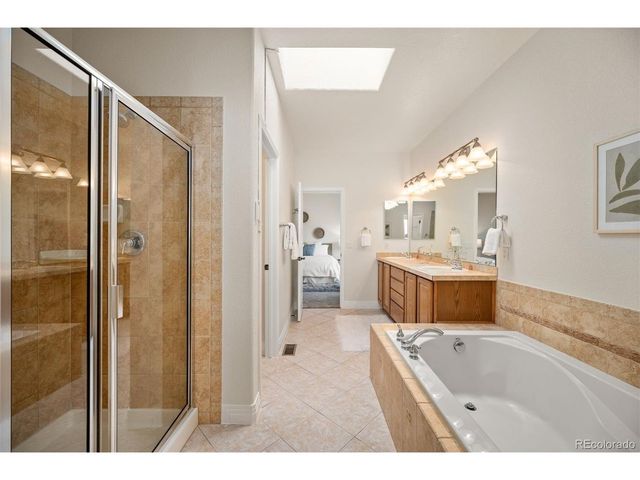 1087 Syracuse St, Denver, CO 80230