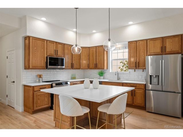 1087 Syracuse St, Denver, CO 80230