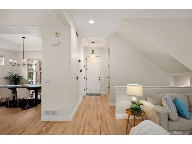 1087 Syracuse St, Denver, CO 80230