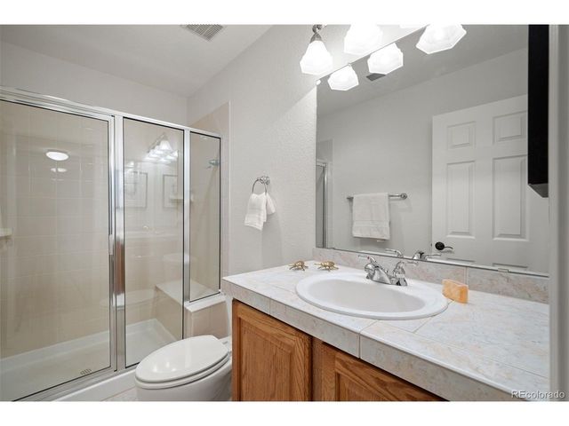 1087 Syracuse St, Denver, CO 80230