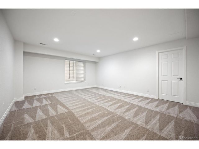 1087 Syracuse St, Denver, CO 80230
