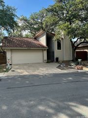 3423 River Path, San Antonio, TX 78230