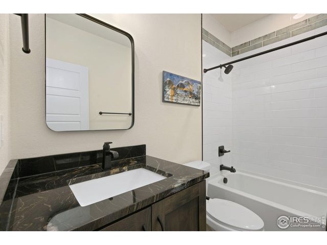 7061 Sage Meadows Dr, Wellington, CO 80549