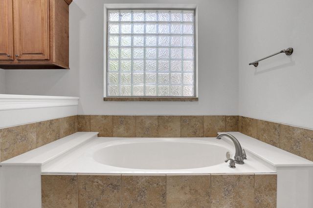 270 Lake Grove Drive, Coldspring, TX 77331