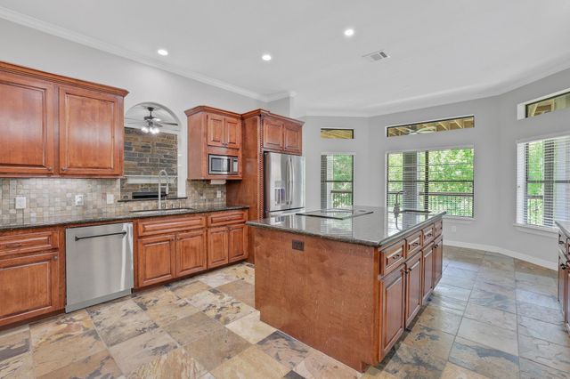 270 Lake Grove Drive, Coldspring, TX 77331