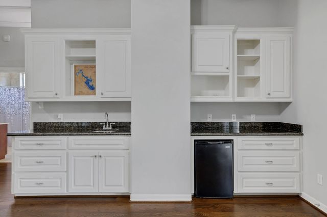 270 Lake Grove Drive, Coldspring, TX 77331
