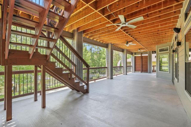 270 Lake Grove Drive, Coldspring, TX 77331