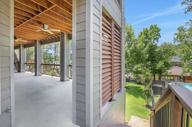 270 Lake Grove Drive, Coldspring, TX 77331