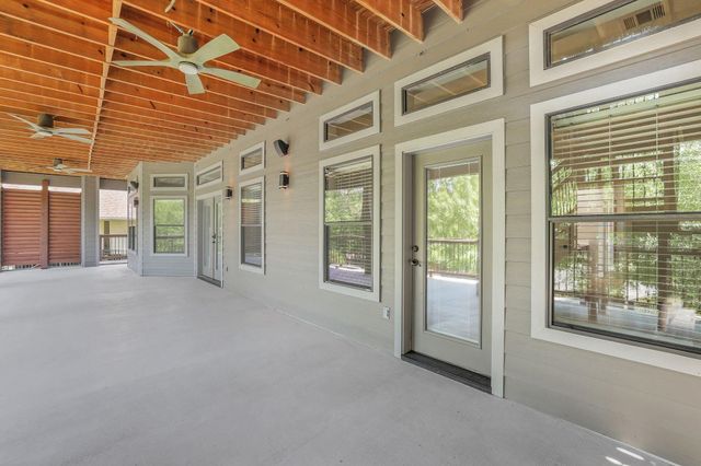 270 Lake Grove Drive, Coldspring, TX 77331