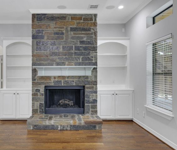 270 Lake Grove Drive, Coldspring, TX 77331