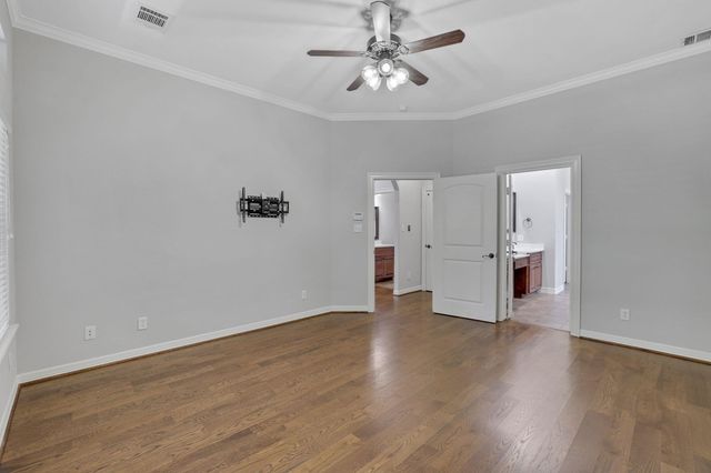 270 Lake Grove Drive, Coldspring, TX 77331