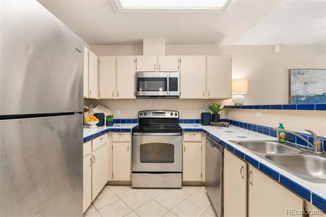 737 S Depew Street, Lakewood, CO 80226