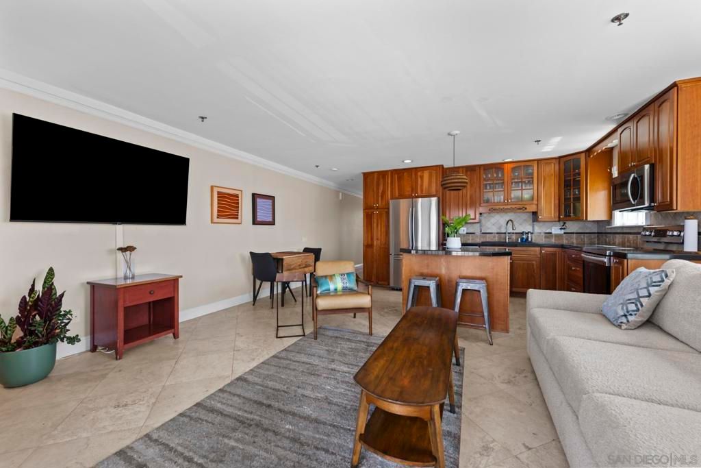 4878 Pescadero 101, San Diego, CA 92107 — photo 2