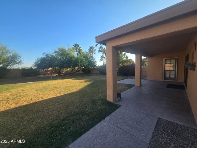 26654 S Brentwood Drive, Sun Lakes, AZ 85248