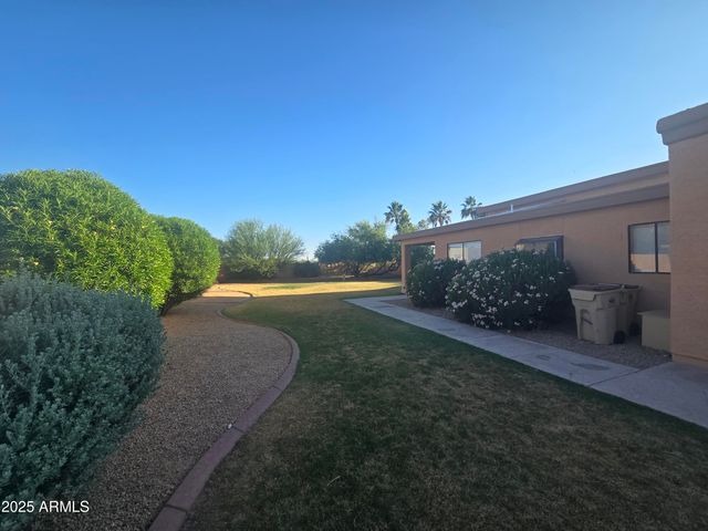 26654 S Brentwood Drive, Sun Lakes, AZ 85248
