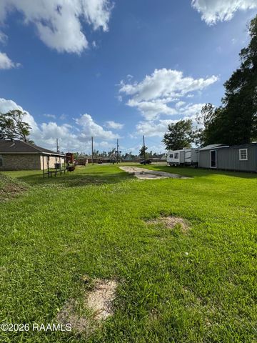 2323 Royal Oak Lane, Sulphur, LA 70663