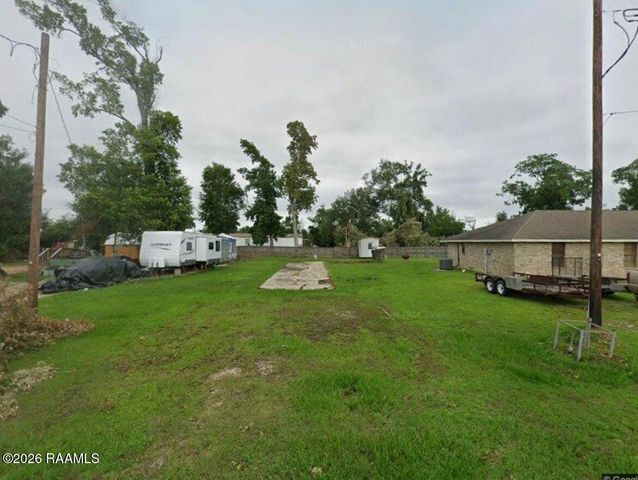 2323 Royal Oak Lane, Sulphur, LA 70663