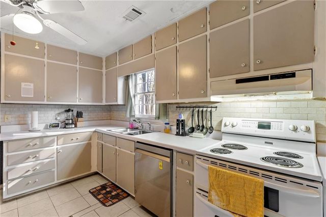 1751 Pierce Arrow Parkway, Tucker, GA 30084