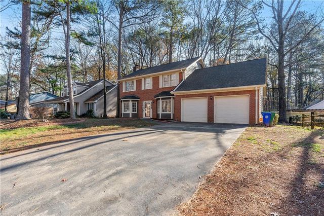 1751 Pierce Arrow Parkway, Tucker, GA 30084