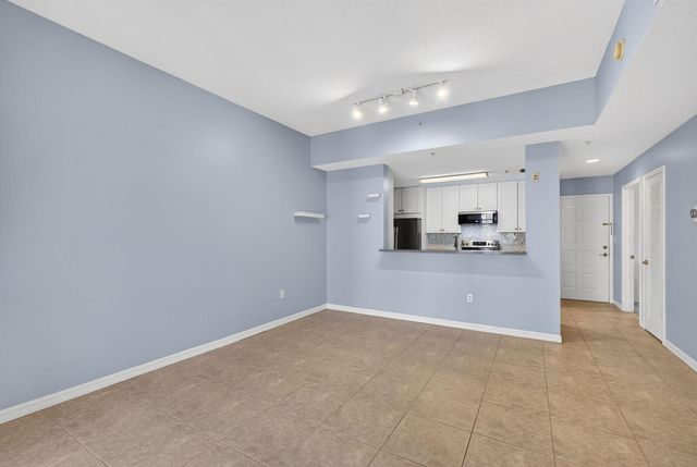 1203 Town Center Drive Drive 308, Jupiter, FL 33458
