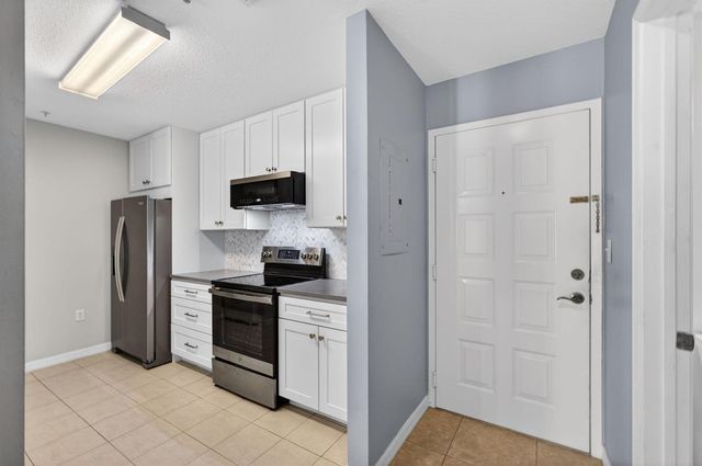 1203 Town Center Drive Drive 308, Jupiter, FL 33458