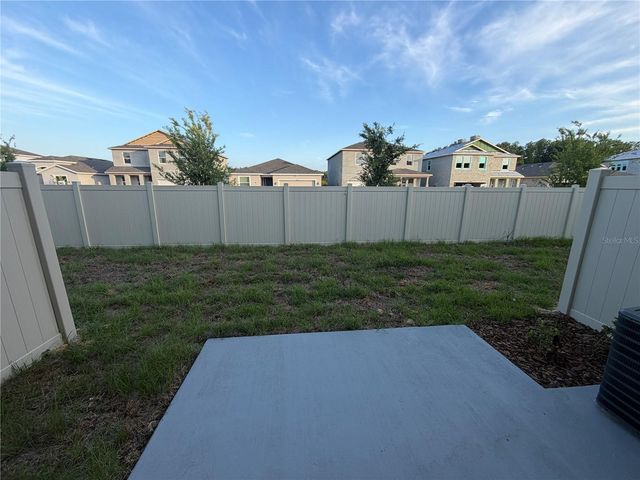 32538 MIDSUMMER NIGHT LANE, Wesley Chapel, FL 33543