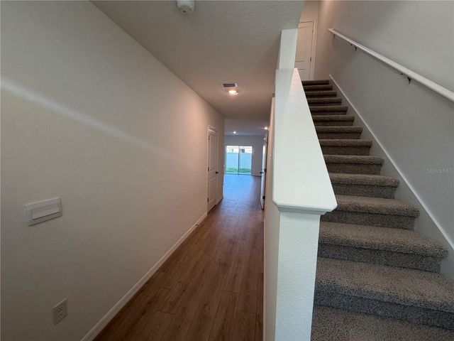32538 MIDSUMMER NIGHT LANE, Wesley Chapel, FL 33543