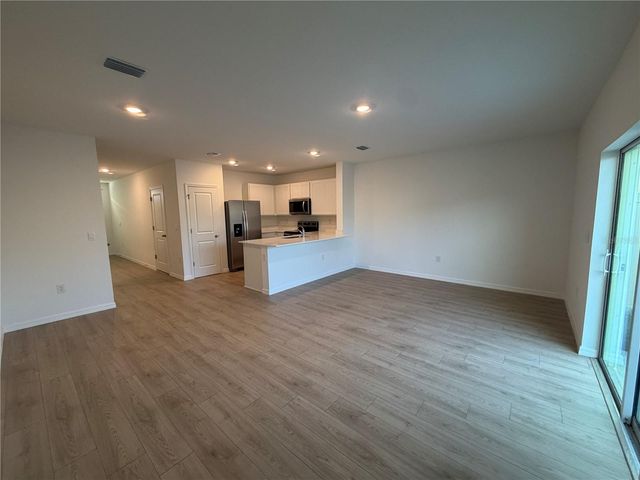 32538 MIDSUMMER NIGHT LANE, Wesley Chapel, FL 33543