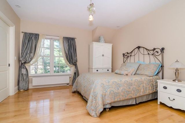 56 Sears Rd, Southborough, MA 01772