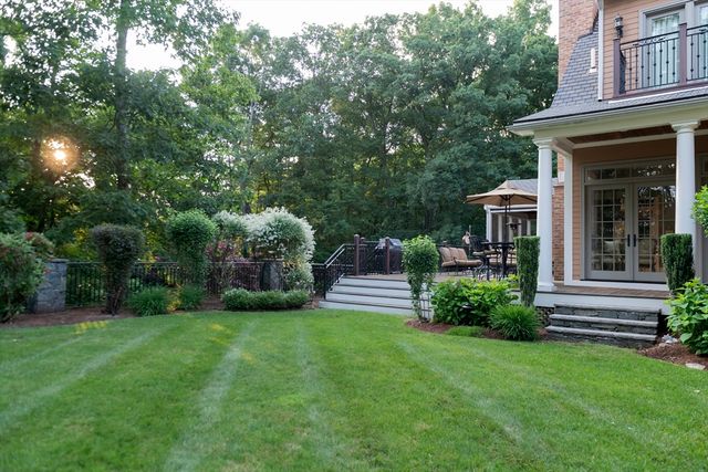 56 Sears Rd, Southborough, MA 01772