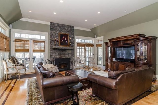 56 Sears Rd, Southborough, MA 01772