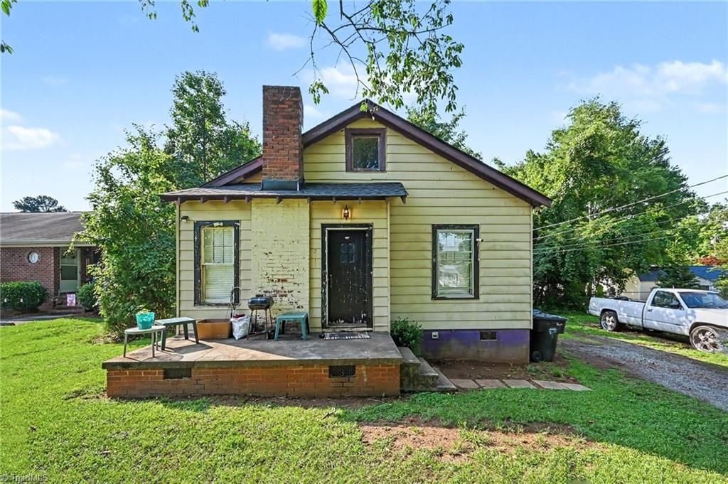 2312 Moran Street, Burlington, NC 27215