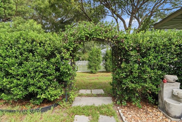 5 DAHOON DRIVE, Homosassa, FL 34446