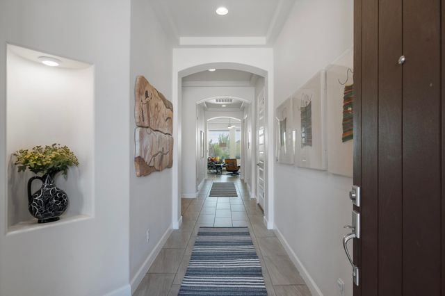 7046 Crystal Drive NE, Rio Rancho, NM 87144